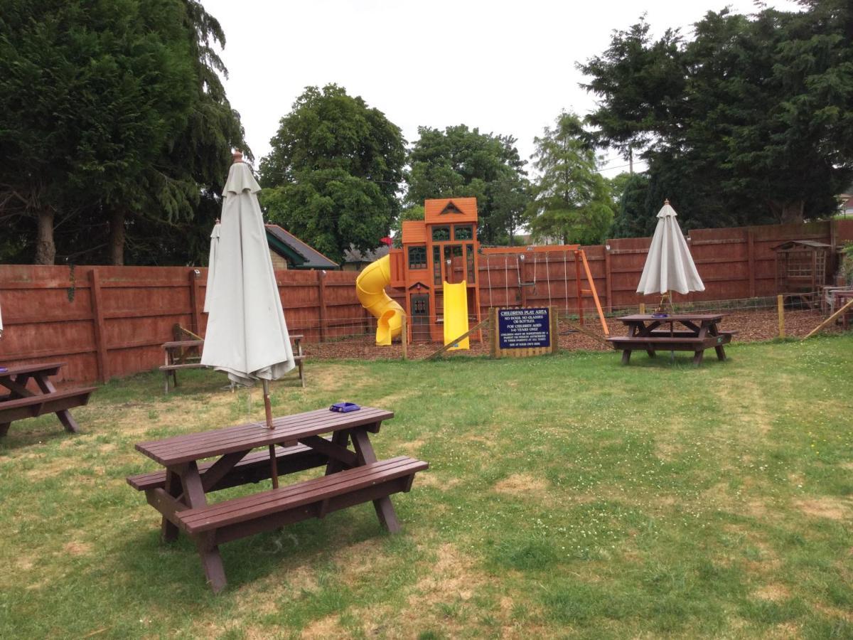The Bell Inn Salisbury Ngoại thất bức ảnh