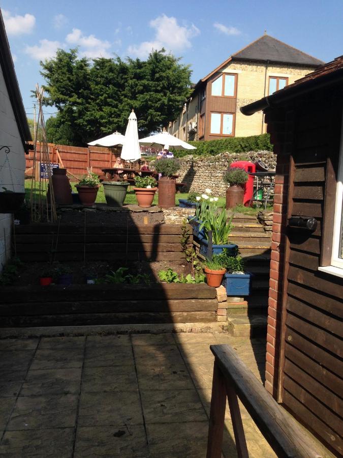 The Bell Inn Salisbury Ngoại thất bức ảnh