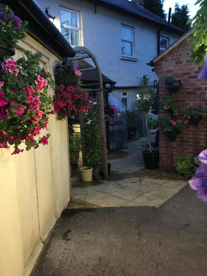 The Bell Inn Salisbury Ngoại thất bức ảnh