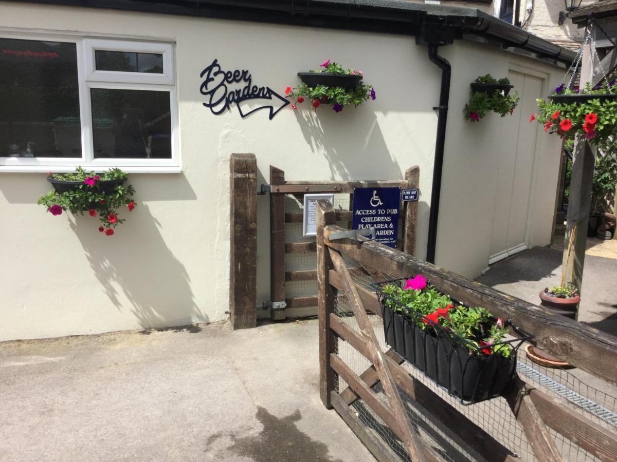 The Bell Inn Salisbury Ngoại thất bức ảnh