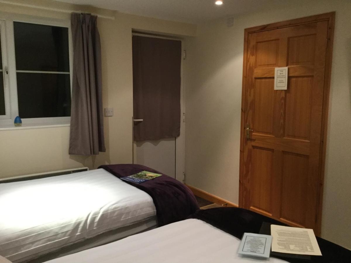 The Bell Inn Salisbury Ngoại thất bức ảnh
