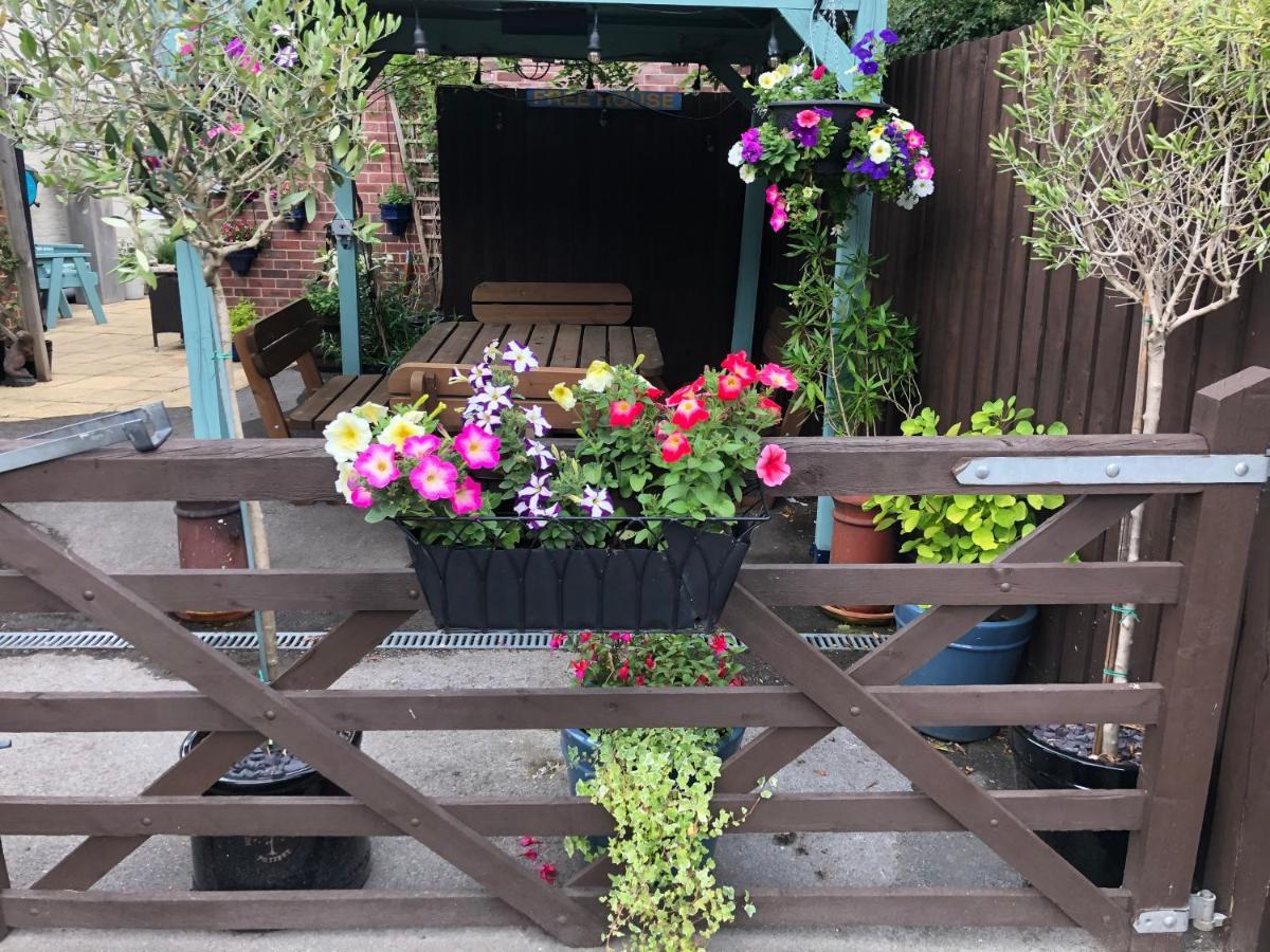 The Bell Inn Salisbury Ngoại thất bức ảnh