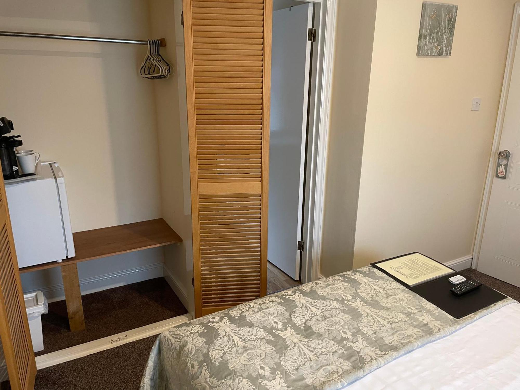 The Bell Inn Salisbury Ngoại thất bức ảnh